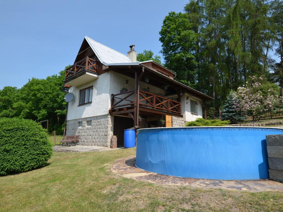 House With The Pool And Fenced Garden Villa Hnanice  Bagian luar foto
