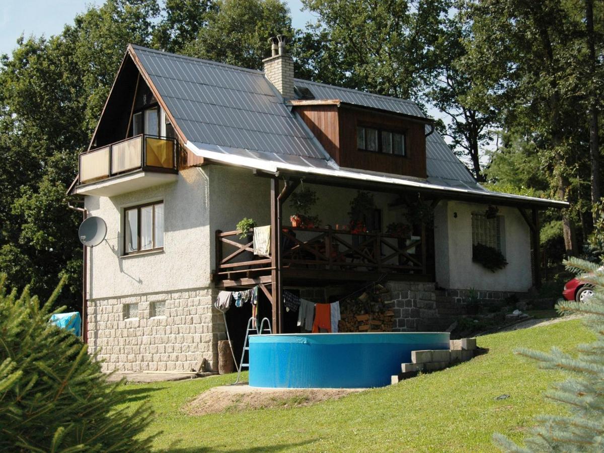 House With The Pool And Fenced Garden Villa Hnanice  Bagian luar foto