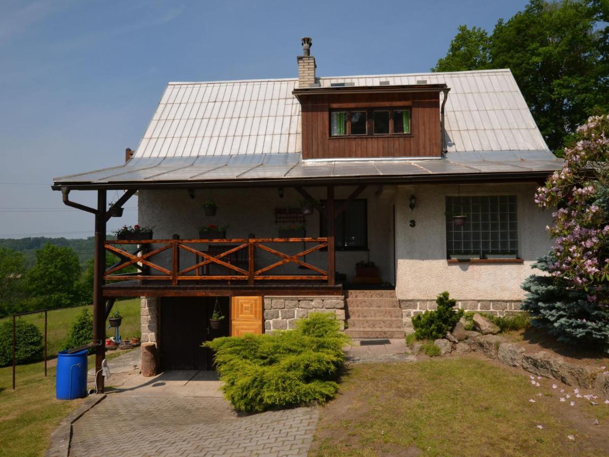 House With The Pool And Fenced Garden Villa Hnanice  Bagian luar foto